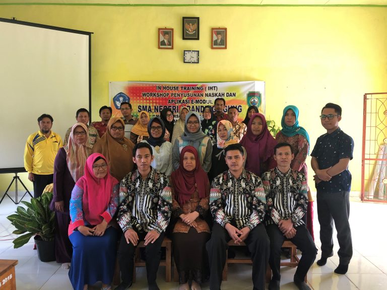 Kegiatan In House Training (IHT) Workshop Penyusunan Naskah dan Aplikasi E Modul